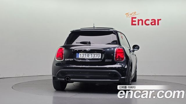 Mini Cooper 2024 — photo 4
