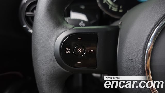 Mini Cooper 2024 — photo 31