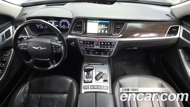 Genesis G80 2018 — photo 10