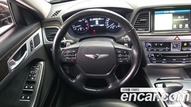 Genesis G80 2018 — photo 19