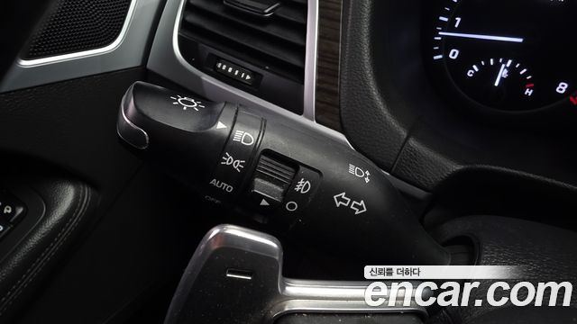 Genesis G80 2018 — photo 29
