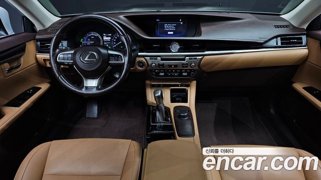 Lexus ES 2016 — photo 7