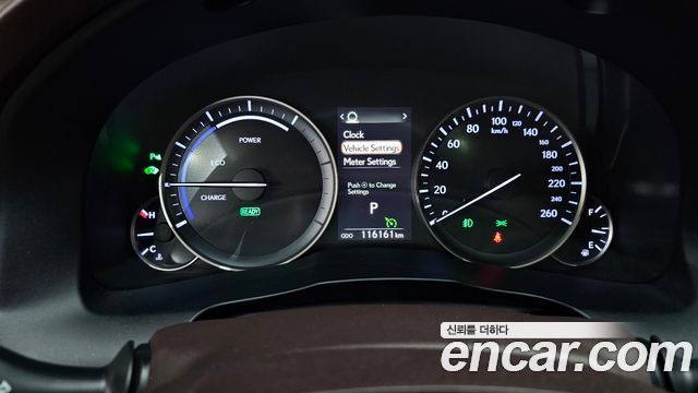 Lexus ES 2016 — photo 8