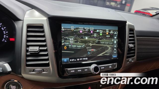KG Mobility Rexton 2018 — photo 20