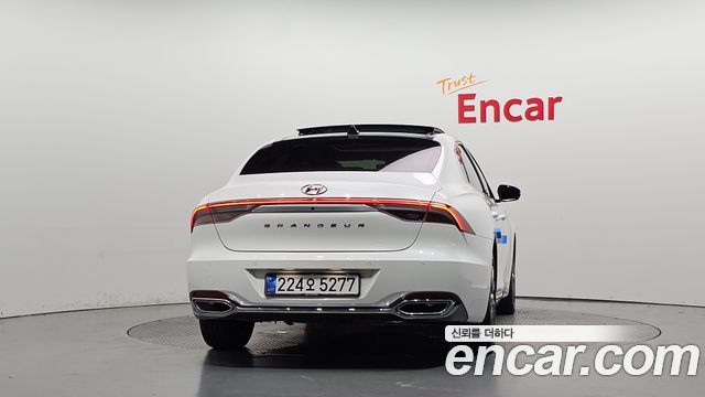 Hyundai Grandeur 2022 — photo 4