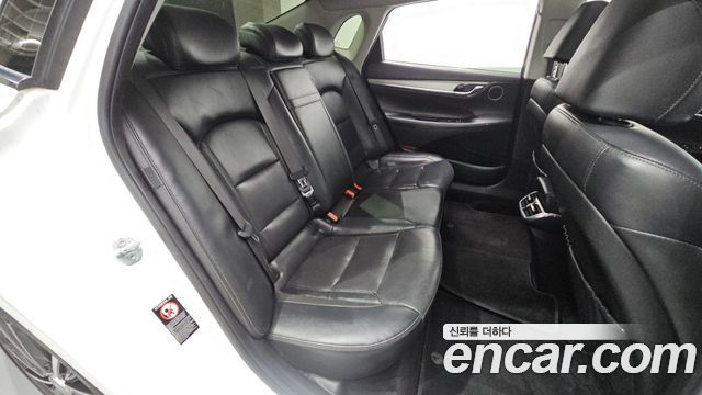 Hyundai Grandeur 2022 — photo 17