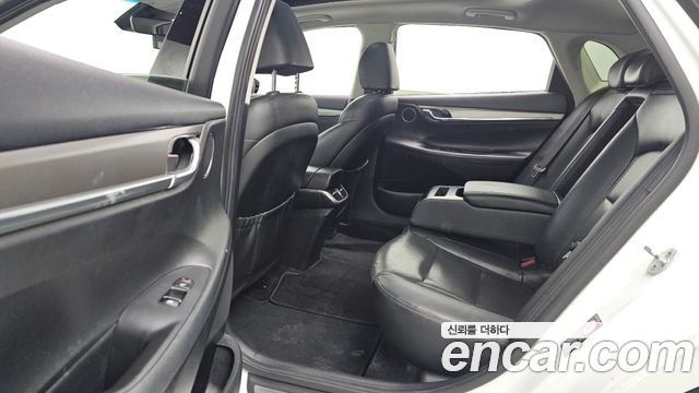 Hyundai Grandeur 2022 — photo 18