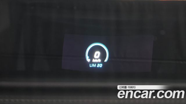 Mercedes-Benz E-Class 2017 — photo 17