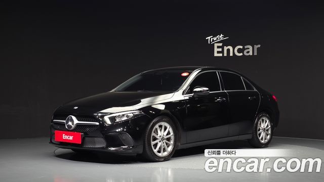 Mercedes-Benz A-Class 2020 — photo 1