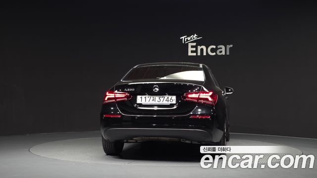 Mercedes-Benz A-Class 2020 — photo 4