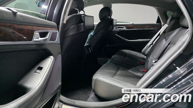 Hyundai Genesis 2016 — photo 12