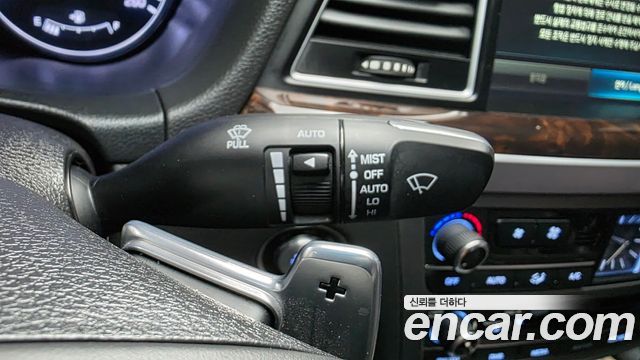 Hyundai Genesis 2016 — photo 16