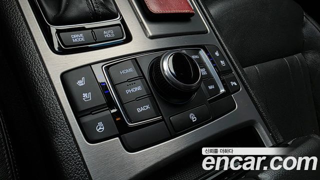 Hyundai Genesis 2016 — photo 17