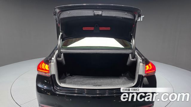 Hyundai Genesis 2016 — photo 20