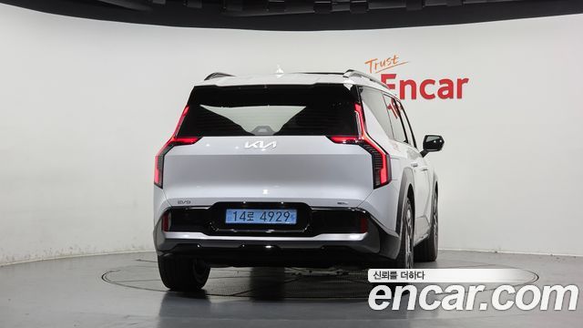 Kia EV9 2027 — photo 4