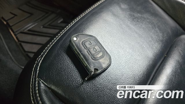 Jeep Wrangler 2019 — photo 21