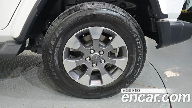Jeep Wrangler 2019 — photo 7
