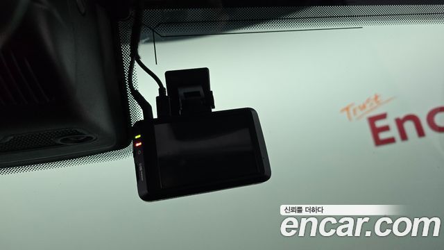 Jeep Wrangler 2019 — photo 30