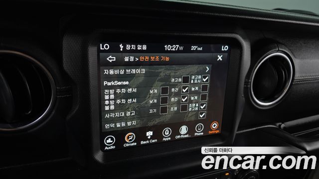 Jeep Wrangler 2019 — photo 31