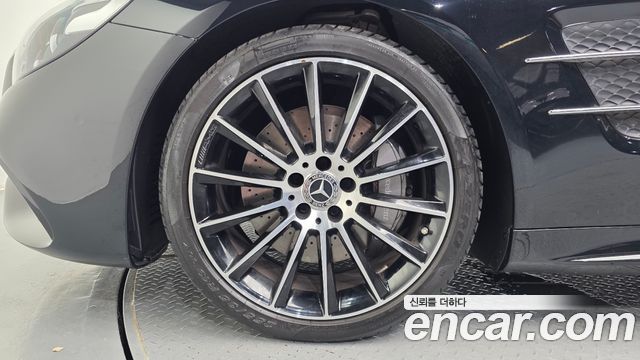 Mercedes-Benz SL-Class 2018 — photo 5