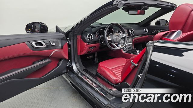 Mercedes-Benz SL-Class 2018 — photo 10