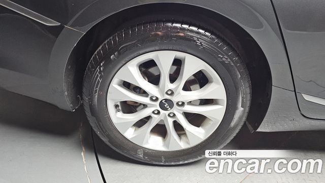 Kia K8 2023 — photo 5