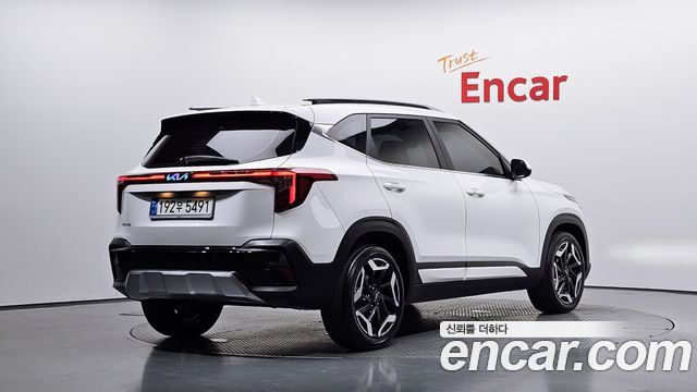 Kia Seltos 2023 — photo 2