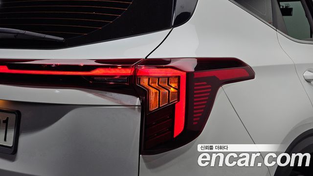 Kia Seltos 2023 — photo 9