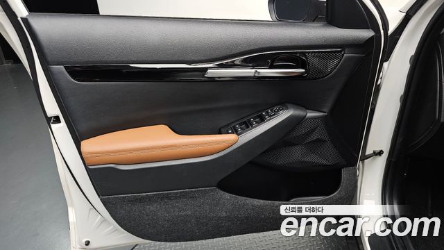 Kia Seltos 2023 — photo 14