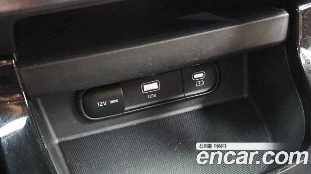 Kia Seltos 2023 — photo 29