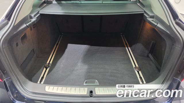 BMW Gran Turismo 2015 — photo 18