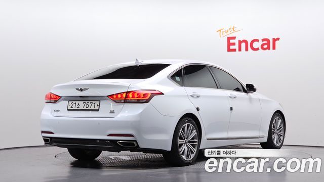 Genesis G80 2017 — photo 2