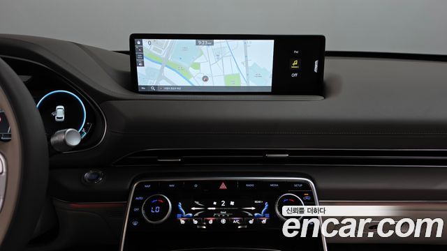 Genesis GV80 2023 — photo 13