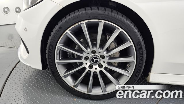 Mercedes-Benz C-Class 2017 — photo 5