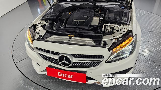 Mercedes-Benz C-Class 2017 — photo 6