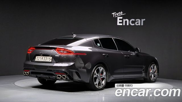 Kia Stinger 2020 — photo 2