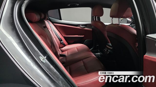 Kia Stinger 2020 — photo 17
