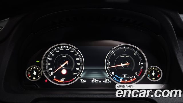 BMW Gran Turismo 2016 — photo 11