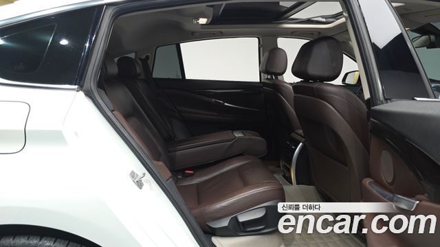 BMW Gran Turismo 2016 — photo 17
