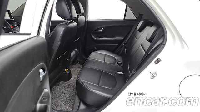 Kia morning 2012 — photo 17