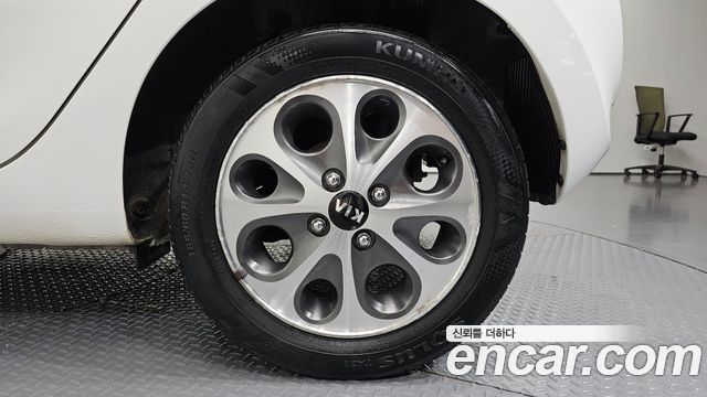 Kia morning 2012 — photo 7