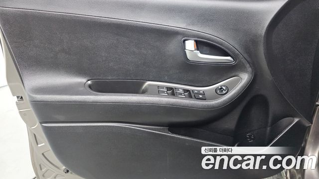 Kia morning 2012 — photo 14
