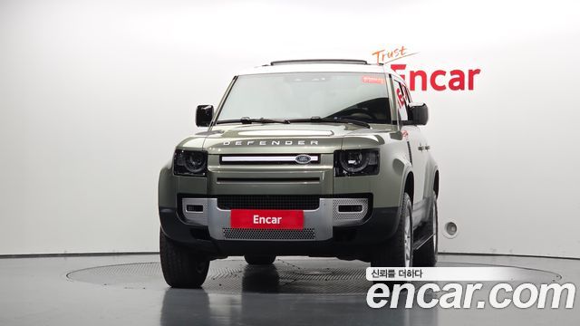 Land Rover Defender 2023 — photo 3