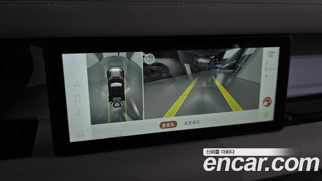 Land Rover Defender 2023 — photo 21
