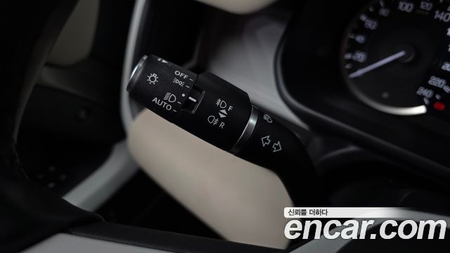 Land Rover Defender 2023 — photo 29