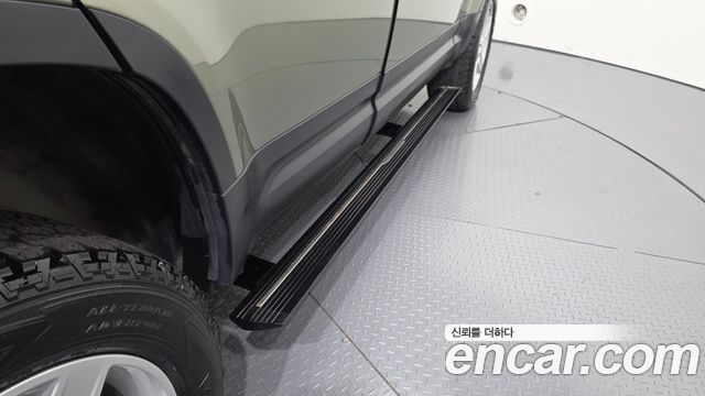 Land Rover Defender 2023 — photo 32