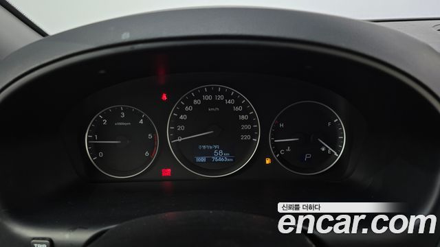 Hyundai Starex 2018 — photo 8