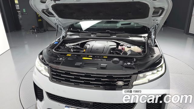 Land Rover Range Rover Sport 2026 — photo 6