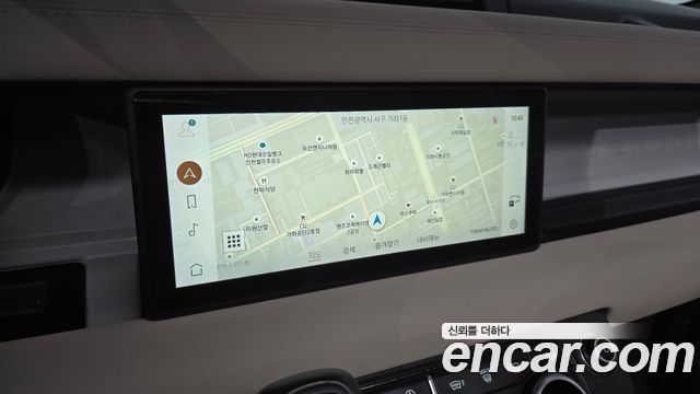 Land Rover Defender 2022 — photo 14