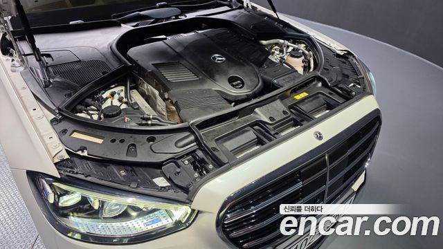 Mercedes-Benz S-Class 2022 — photo 6